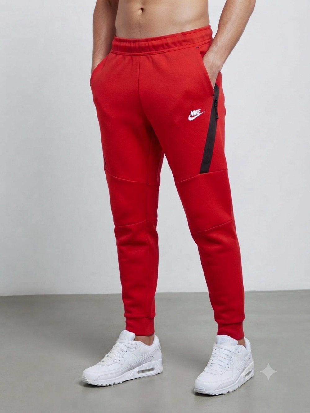 Nike Sportswear Tech Fleece Men's
Joggers size Medium